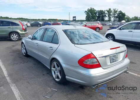 2009 Mercedes-Benz E 350 z USA, uszkodzony, nr VIN WDBUF56X99B389481